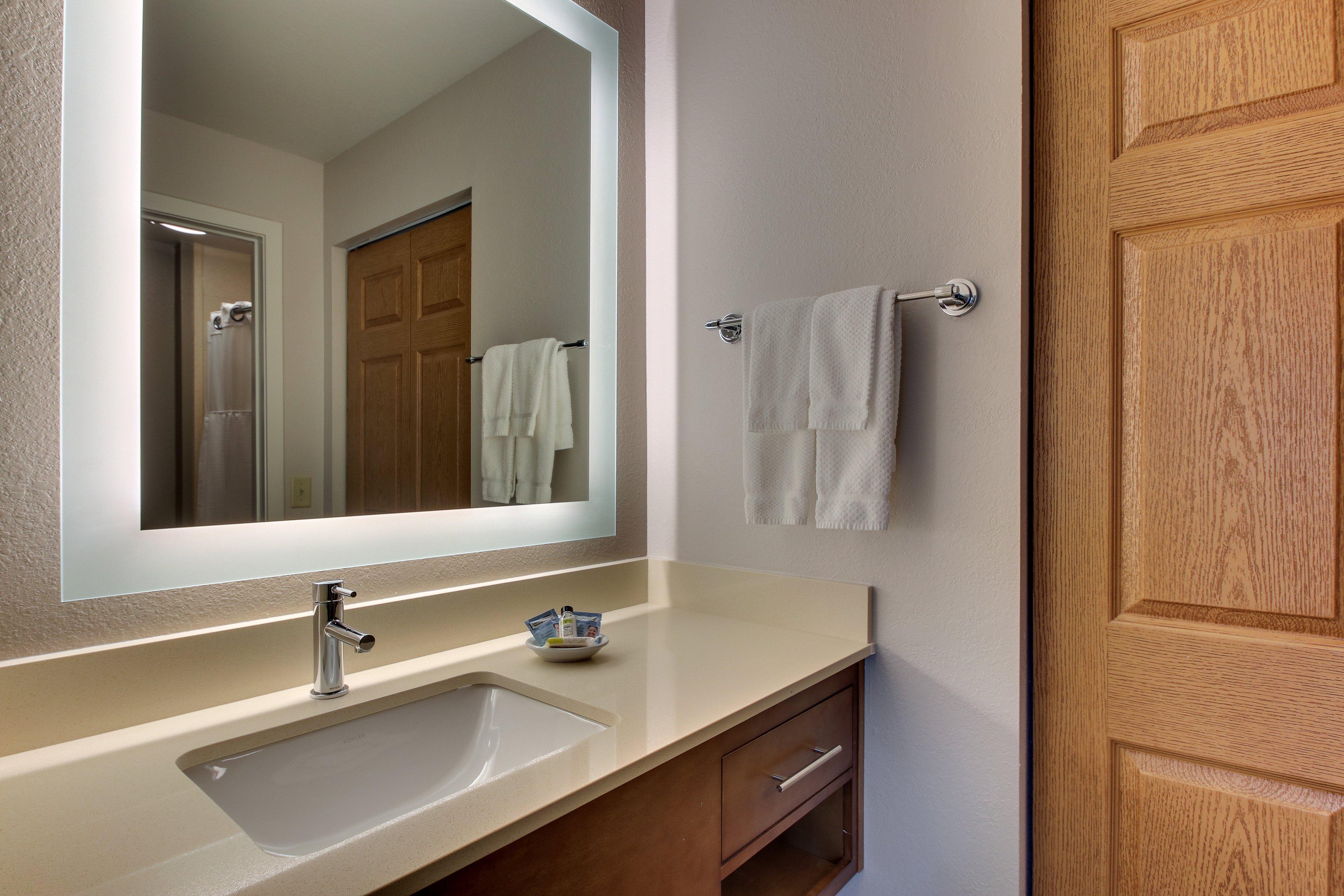Staybridge Suites Missoula By Ihg Екстериор снимка